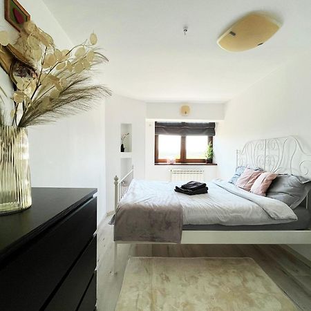 City Center Privat-Sauna Familyconcept 雅西 外观 照片