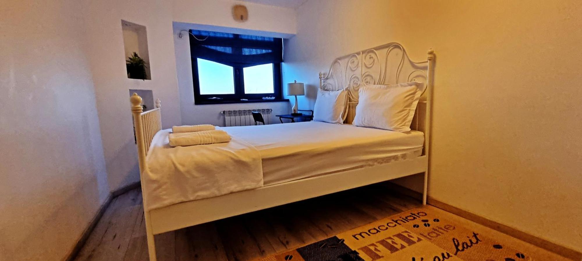 City Center Privat-Sauna Familyconcept 雅西 外观 照片