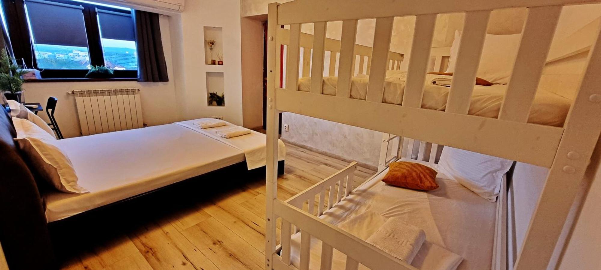 City Center Privat-Sauna Familyconcept 雅西 外观 照片